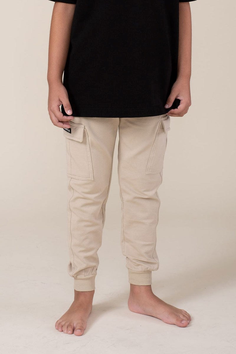 YoungLA L225 Cargo Joggers Sand | DEFHG7310