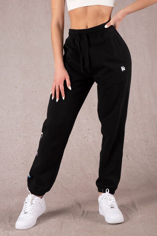 YoungLA W203 Talvi Bloom Joggers Mustat | STRAU6340